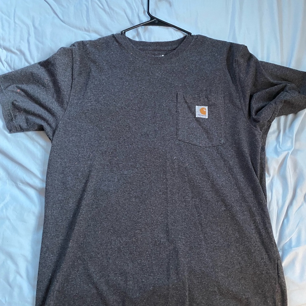 Carhart short sleeve, loose fit medium, worn maybe once